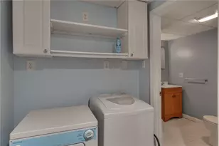 57 Arlington Ave, Providence, RI 02906 - Photo 35