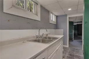 57 Arlington Ave, Providence, RI 02906 - Photo 35