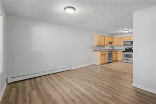 569 Smithfield Rd, North Providence, RI 02904 - Photo 7