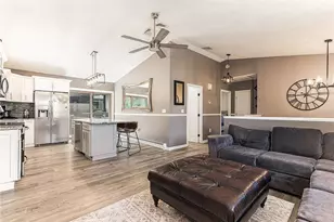 42 Seminole Trail, Cranston, RI 02921 - Photo 7
