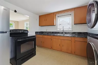 29 Rosedale Drive, Bristol, RI 02809 - Photo 3