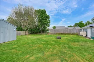 29 Rosedale Dr, Bristol, RI 02809 - Photo 31
