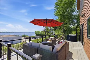 1124 Narragansett Blvd, Cranston, RI 02905 - Photo 33
