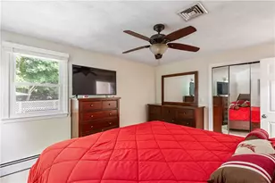 8 Palmer St, Smithfield, RI 02828 - Photo 27