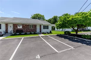 4 Scenery Ln, Johnston, RI 02919 - Photo 3