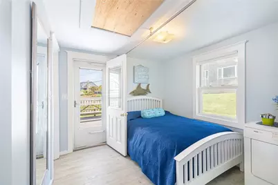 11 Woodruff Street, Narragansett, RI 02882 - Photo 21