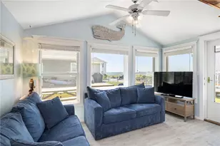 11 Woodruff St, Narragansett, RI 02882 - Photo 9