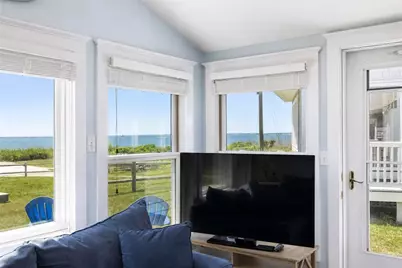 11 Woodruff Street, Narragansett, RI 02882 - Photo 7