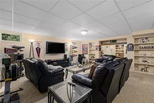 220 Moosehorn Rd, East Greenwich, RI 02818 - Photo 33