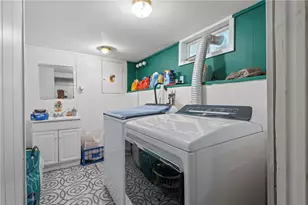514 Robinson St, Woonsocket, RI 02895 - Photo 19