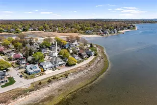 15 Shore Dr, Barrington, RI 02806 - Photo 1