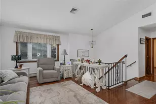 40 Red Oak Dr, Coventry, RI 02816 - Photo 3