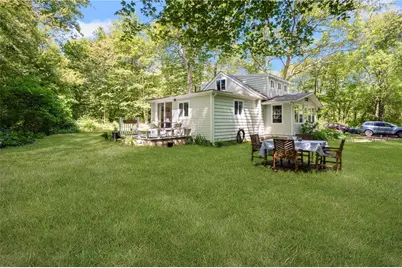 2002 Kingstown Road, South Kingstown, RI 02879 - Photo 21