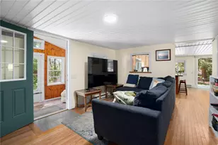 2002 Kingstown Rd, South Kingstown, RI 02879 - Photo 3