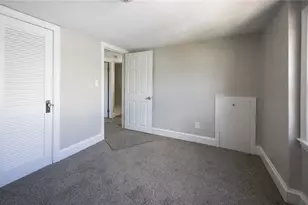 110 Westcott Ave, Cranston, RI 02910 - Photo 17
