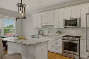 194 Rebels Way, Portsmouth, RI 02871 - Photo 9