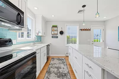 9 Doran Avenue, Bristol, RI 02809 - Photo 9