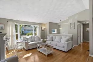 83 Holmes Rd, Warwick, RI 02888 - Photo 3