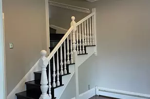 21 Phillips St, Providence, RI 02906 - Photo 7