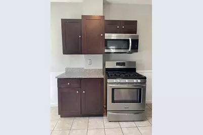 21 Phillips Street, Providence, RI 02906 - Photo 3