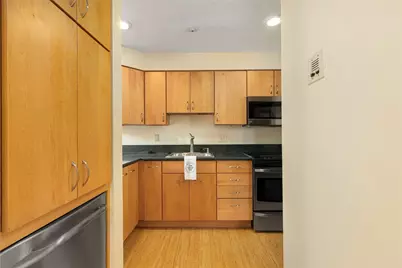 3524 W Shore Road #301, Warwick, RI 02886 - Photo 5
