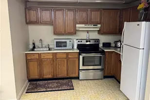 3524 W Shore Rd, Warwick, RI 02886 - Photo 23