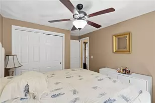 90 Rowley St, Providence, RI 02909 - Photo 27