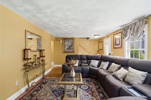 90 Rowley St, Providence, RI 02909 - Photo 7