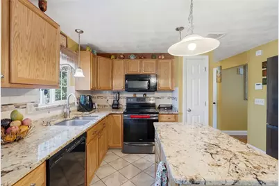90 Rowley Street, Providence, RI 02909 - Photo 17
