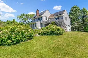 39 White Swan Dr, Narragansett, RI 02882 - Photo 5