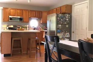 135 Spring Hill Rd, Portsmouth, RI 02871 - Photo 5