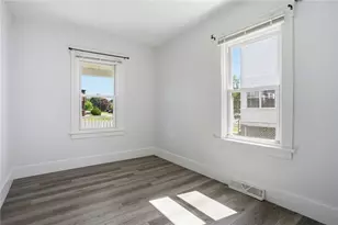 1009 Willett Ave, East Providence, RI 02915 - Photo 17