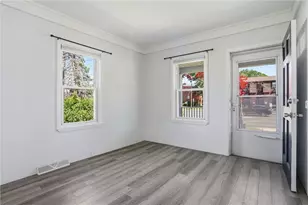 1009 Willett Ave, East Providence, RI 02915 - Photo 11
