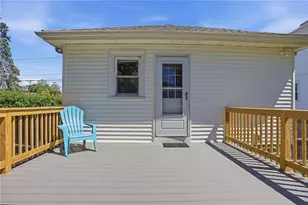 1009 Willett Ave, East Providence, RI 02915 - Photo 5