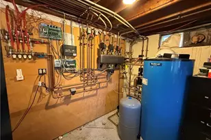 1 Edgewood Ave, Hopkinton, RI 02804 - Photo 33