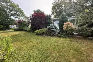 1 Edgewood Ave, Hopkinton, RI 02804 - Photo 5