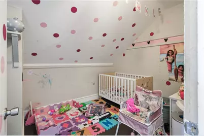 903 Roosevelt Avenue, Pawtucket, RI 02860 - Photo 17