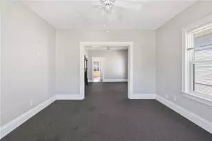 903 Roosevelt Ave, Pawtucket, RI 02860 - Photo 13