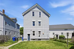903 Roosevelt Ave, Pawtucket, RI 02860 - Photo 25