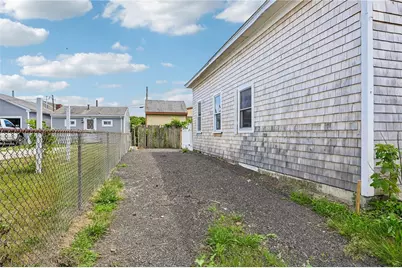 479 Park Avenue, Portsmouth, RI 02871 - Photo 33