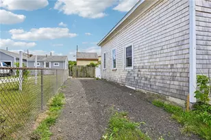 479 Park Ave, Portsmouth, RI 02871 - Photo 33