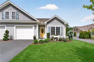 12 Rivers Edge Dr, Coventry, RI 02816 - Photo 1