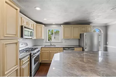 1310 Douglas Avenue, North Providence, RI 02904 - Photo 3