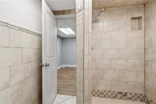 1310 Douglas Ave, North Providence, RI 02904 - Photo 21