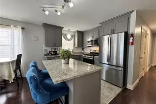 171 N Bend St, Pawtucket, RI 02860 - Photo 7
