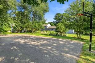 655 Saugatucket Rd, South Kingstown, RI 02879 - Photo 43