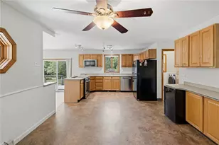 655 Saugatucket Rd, South Kingstown, RI 02879 - Photo 11