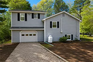 119 Hemlock Rd, South Kingstown, RI 02879 - Photo 3