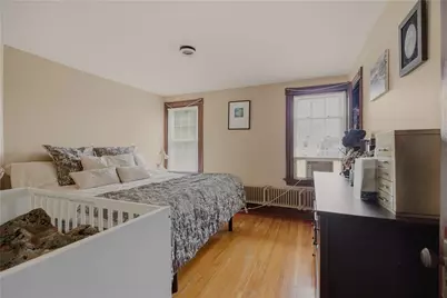82 Van Zandt Avenue, Newport, RI 02840 - Photo 13
