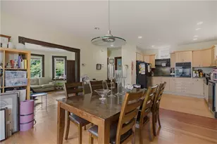 82 Van Zandt Ave, Newport, RI 02840 - Photo 7